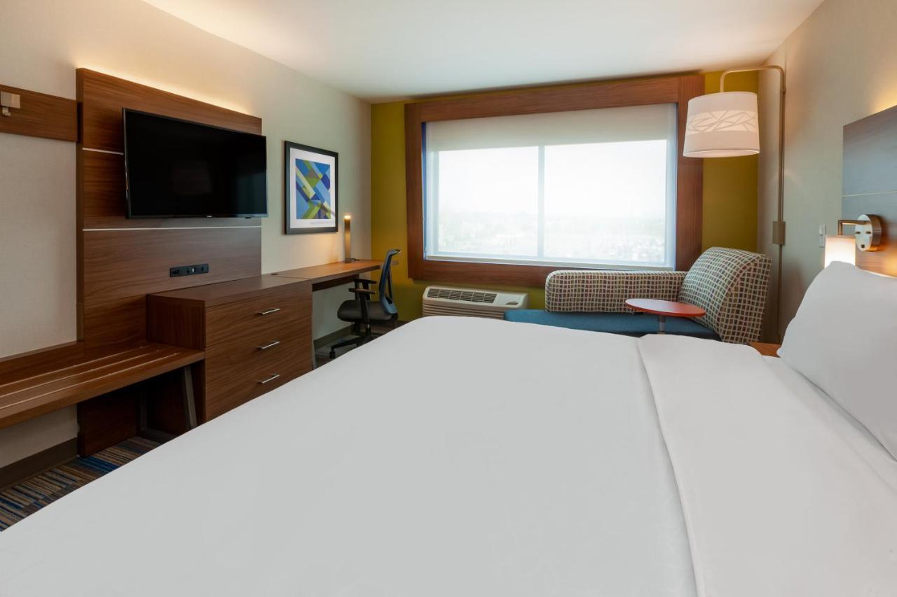 Holiday Inn Express & Suites Brunswick-Harpers Ferry Area By Ihg Exterior photo
