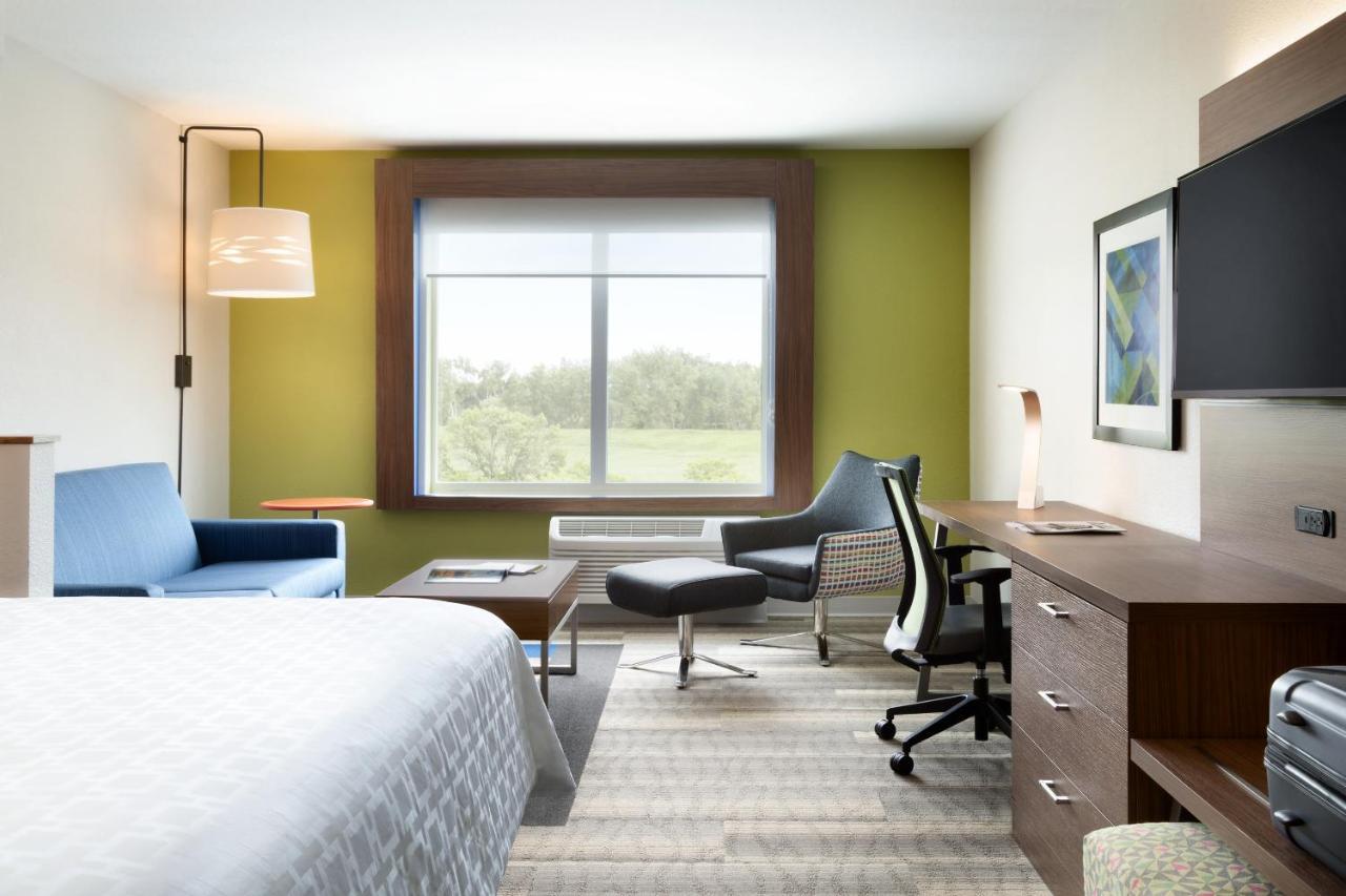Holiday Inn Express & Suites Brunswick-Harpers Ferry Area By Ihg Exterior photo